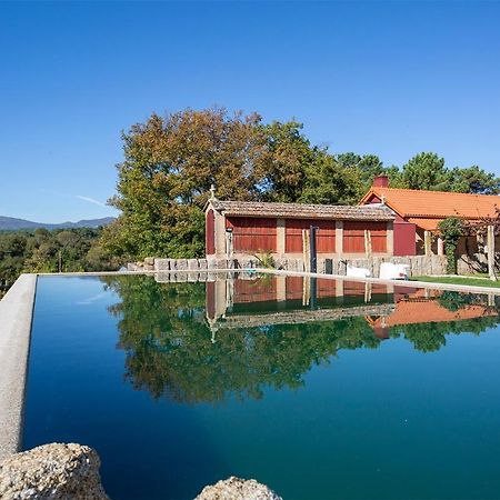 Quinta De Vila Nova - Agroturismo Monção エクステリア 写真