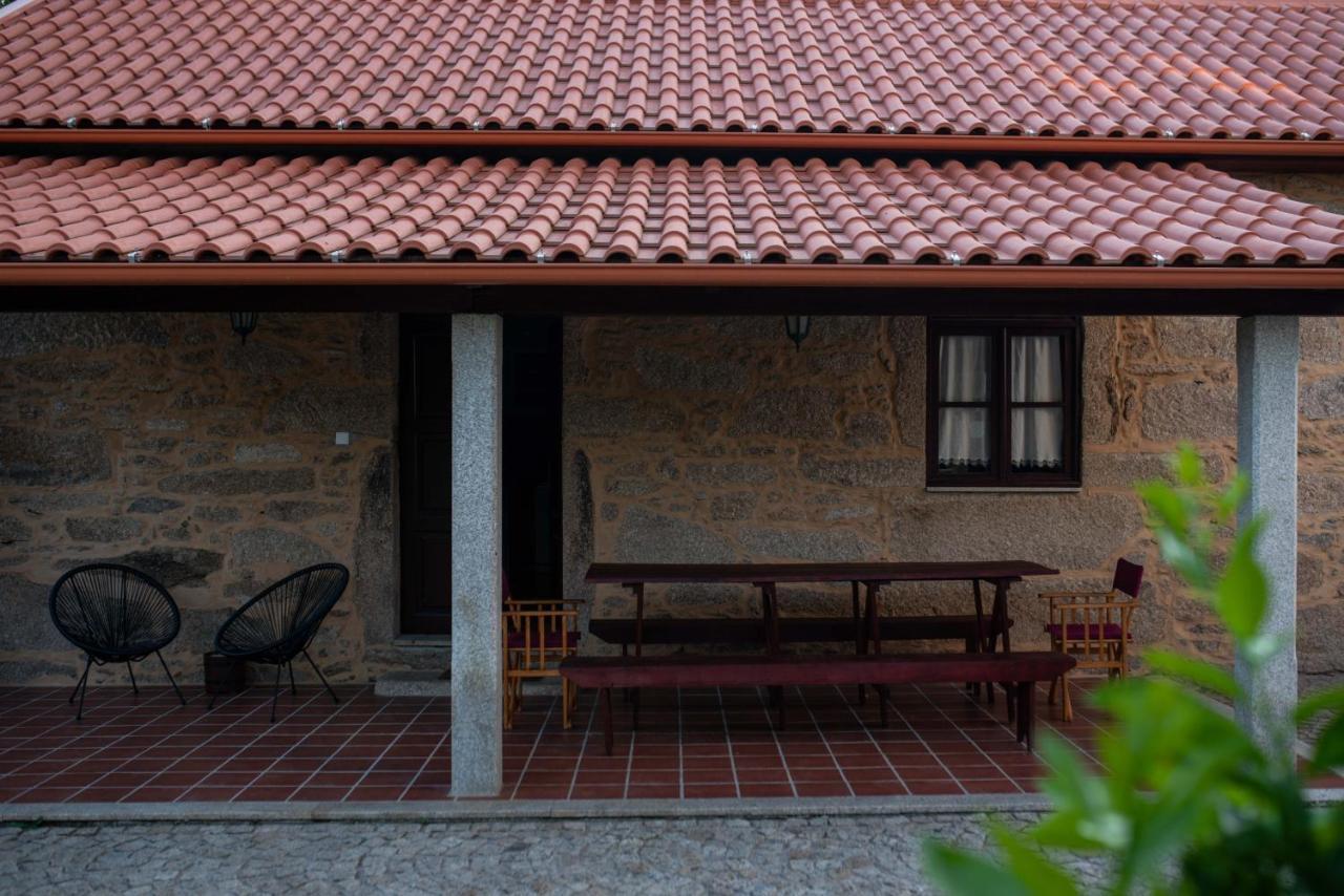 Quinta De Vila Nova - Agroturismo Monção エクステリア 写真